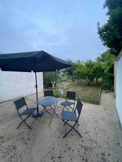 Appartement Avec Garage Et Terrasse Bourges Bagian luar foto
